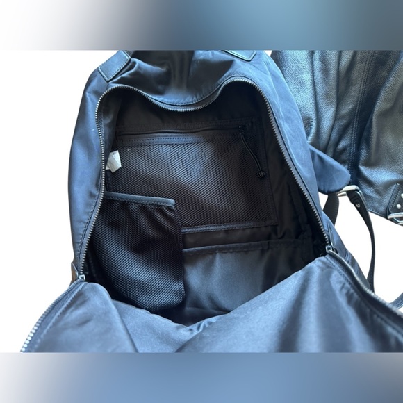 Lululemon City Adventurer Backpack main image 16